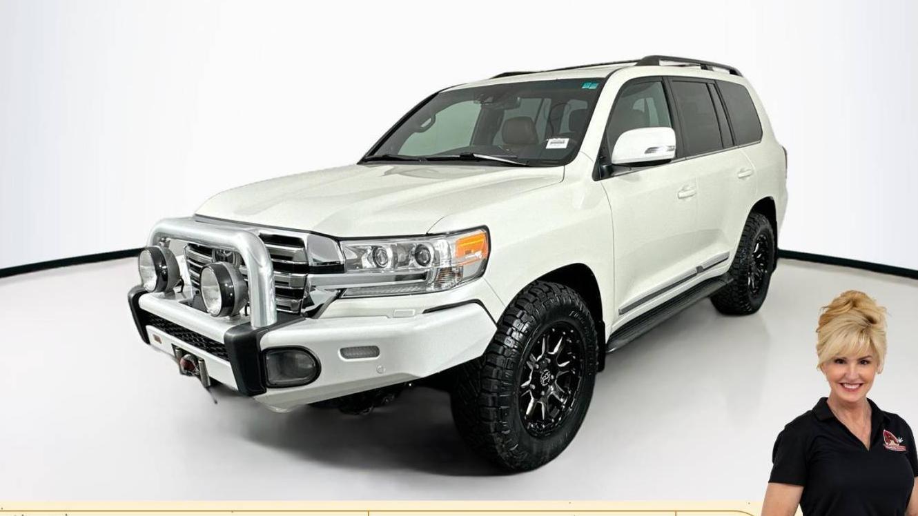 TOYOTA LAND CRUISER 2018 JTMCY7AJ0J4072378 image